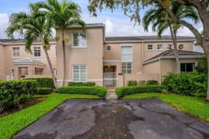 5560 SW 70th Pl S, Miami, FL 33155, Sold 03/01/23