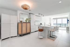 650 NE 32nd St, Miami, FL 33137, Sold 02/10/23