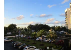 1000 Parkview Dr APT 325, Hallandale Beach, FL 33009, Sold 05/08/23