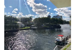 1000 SE 4th St APT 304, Fort Lauderdale, FL 33301, Sold 03/03/23