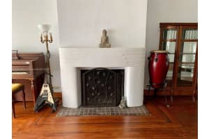 201 N Coconut Ln, Miami Beach, FL 33139, Sold 02/22/23