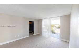 484 NW 165th St a 416, Miami, FL 33169, Sold 05/02/23