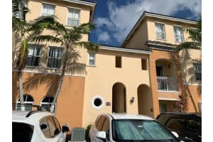 10012 NW 7th St UNIT 210, Miami, FL 33172, Sold 02/15/23