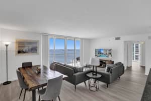 1200 Brickell Bay Dr APT 1701, Miami, FL 33131, Sold 02/27/23