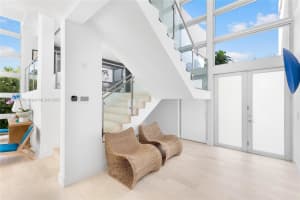 470 S Shore Dr, Miami, FL 33141, Sold 04/20/23