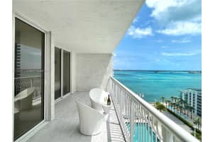 1200 Brickell Bay Dr APT 1707, Miami, FL 33131, Sold 02/17/23