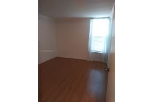 8870 Fontainebleau Blvd, Miami, FL 33172, Sold 03/21/23