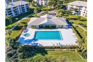 2441 Village Blvd APT 302, West Palm Beach, FL 33409, Sold 01/31/23
