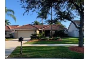16313 NW 9th Dr, Pembroke Pines, FL 33028, Sold 02/17/23
