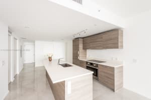 650 NE 32nd St, Miami, FL 33137, Sold 03/08/23