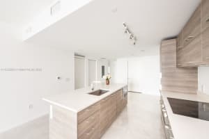 650 NE 32nd St, Miami, FL 33137, Sold 03/08/23