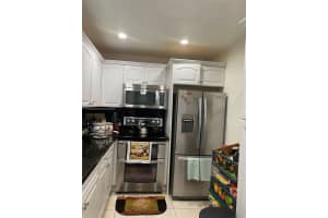 8550 SW 149th Ave APT 706, Miami, FL 33193, Sold 04/07/23