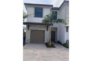 25521 SW 108th Ct, Homestead, FL 33032, Sold 03/17/23