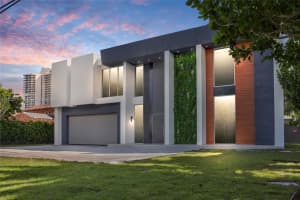 391 Holiday Dr, Hallandale Beach, FL 33009, Sold 05/12/23