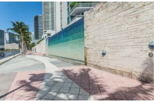 325 S Biscayne Blvd #3815, Miami, FL 33131, Sold 02/27/23