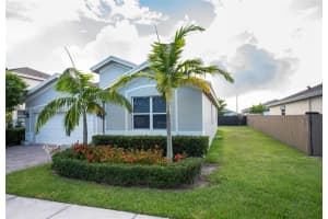 27664 SW 133rd Path, Naranja, FL 33032, Sold 03/17/23