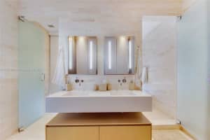 311 Meridian Ave Apt 301, Miami Beach, FL 33139, Sold 09/16/24