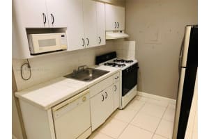 405 N Hibiscus Dr APT 203, Miami Beach, FL 33139, Sold 01/20/23