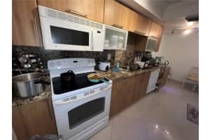 18031 Biscayne Blvd APT 502, Aventura, FL 33160, Sold 02/15/23