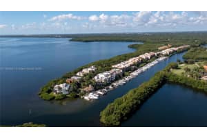 6226 Paradise Point Dr #6226, Palmetto Bay, FL 33157, Sold 10/10/23