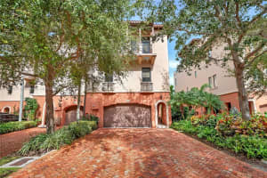 6226 Paradise Point Dr #6226, Palmetto Bay, FL 33157, Sold 10/10/23