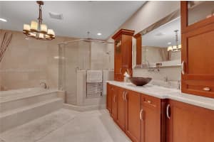 6226 Paradise Point Dr #6226, Palmetto Bay, FL 33157, Sold 10/10/23