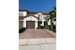 9753 Darlington Pl, Cooper City, FL 33328, Sold 02/17/23