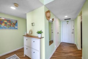 600 Parkview Dr APT 605, Hallandale Beach, FL 33009, Sold 06/05/23