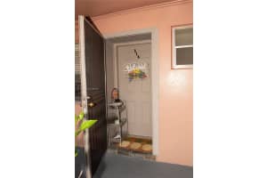 18555 NE 14th Ave APT 516, Miami, FL 33179, Sold 02/21/23