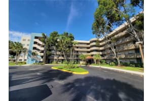 1101 Colony Point Cir APT 112, Pembroke Pines, FL 33026, Sold 03/24/23