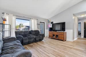 11540 NW 35th St, Sunrise, FL 33323, Sold 05/12/23
