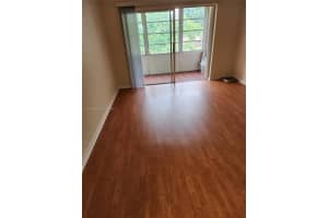 300 Berkley Rd APT 305, Hollywood, FL 33024, Sold 03/07/23