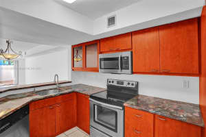 3540 Magellan Cir APT 513, Aventura, FL 33180, Sold 02/16/23
