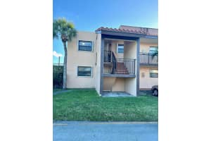 530 W Park Dr, Miami, FL 33172, Sold 03/10/23