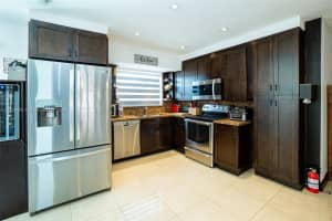 4981 SW 95th Ave, Cooper City, FL 33328, Sold 04/26/23