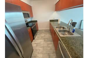 1200 Brickell Bay Dr, Miami, FL 33131, Sold 01/10/23