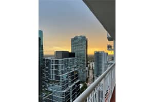 1200 Brickell Bay Dr, Miami, FL 33131, Sold 01/10/23