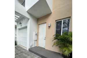 7221 NW 103rd Path #7221, Doral, FL 33178, Sold 07/10/23