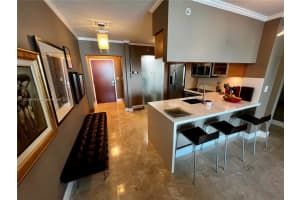 31 SE 5th St APT 3002, Miami, FL 33131, Sold 03/24/23