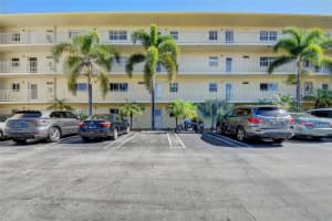 2620 NE 1st Ct APT 103, Boynton Beach, FL 33435, Sold 10/16/23