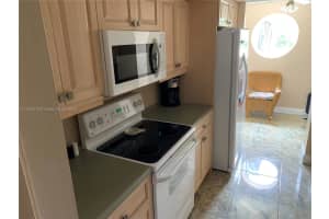 Le Frontenac, 17801 N Bay Rd, Sunny Isles Beach, FL 33160, Sold 03/20/23