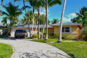 2550 SW 12th St, Boynton Beach, FL 33426, Sold 05/09/23