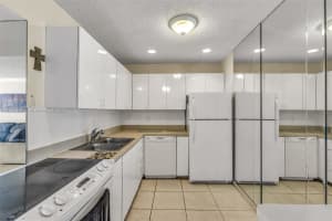 6273 Bay Club Dr APT 3, Fort Lauderdale, FL 33308, Sold 03/07/23