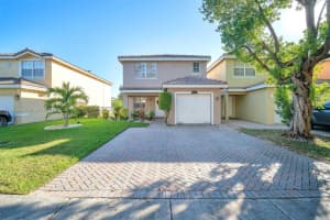 9300 NW 55th St, Sunrise, FL 33351, Sold 01/25/23