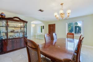8405 NW 170th St, Hialeah, FL 33015, Sold 03/17/23