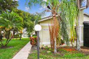 4365 Willow Brook Cir, West Palm Beach, FL 33417, Sold 04/28/23