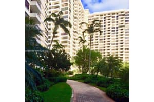 500 Three Islands Boulevard APT L20, Hallandale Beach, FL 33009, Sold 06/09/23