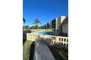 190 SE 5th Ave, Dania Beach, FL 33004, Sold 03/27/23