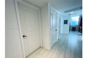 186 SE 12th Terrace #2204, Miami, FL 33131, Sold 02/01/23