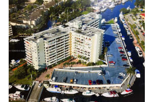 1800 NW 24th Ave APT 518, Miami, FL 33125, Sold 03/24/23